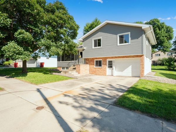807 26th Street NW, Rochester, MN 55901