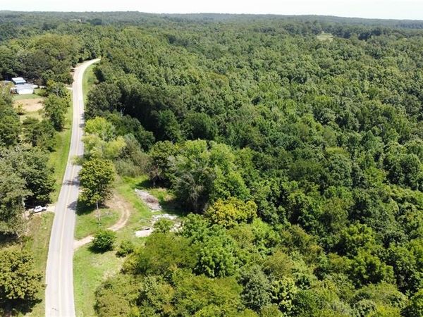 9454 H Highway , Zalma, MO 63787