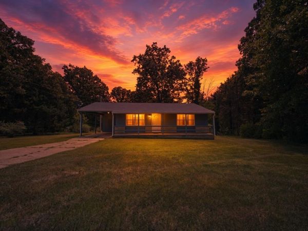 1527 W Cardinal Drive, Horseshoe Bend, AR 72512