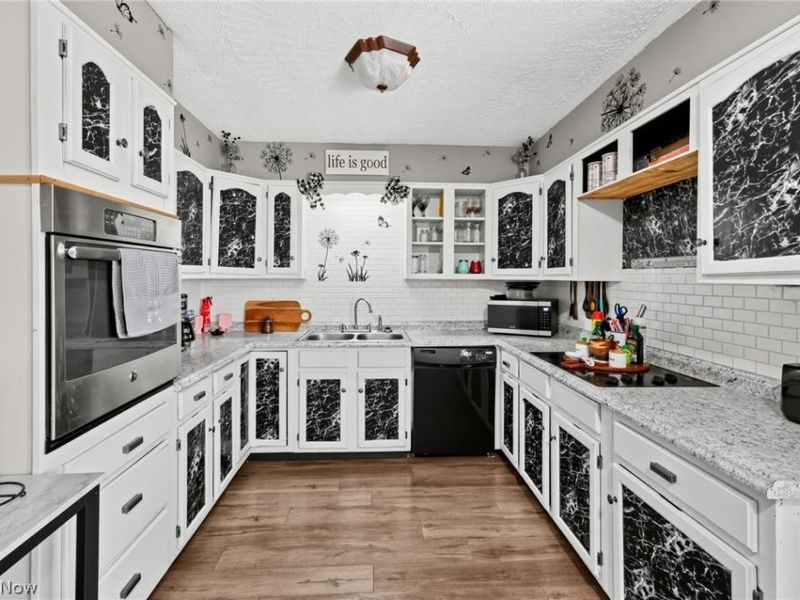 222 E Howard Street , Willard, OH 44890 Photo 19