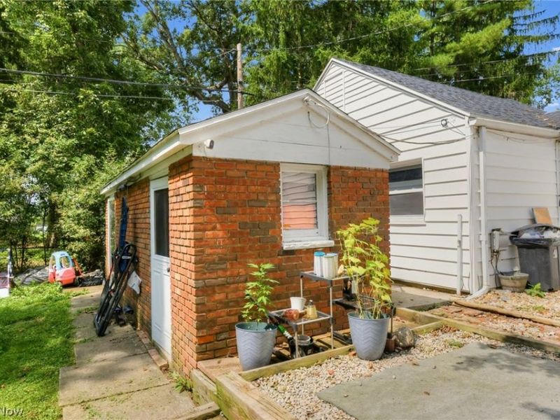 222 E Howard Street , Willard, OH 44890 Photo 34