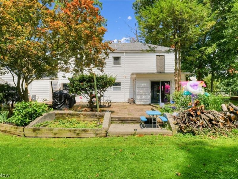 222 E Howard Street , Willard, OH 44890 Photo 7