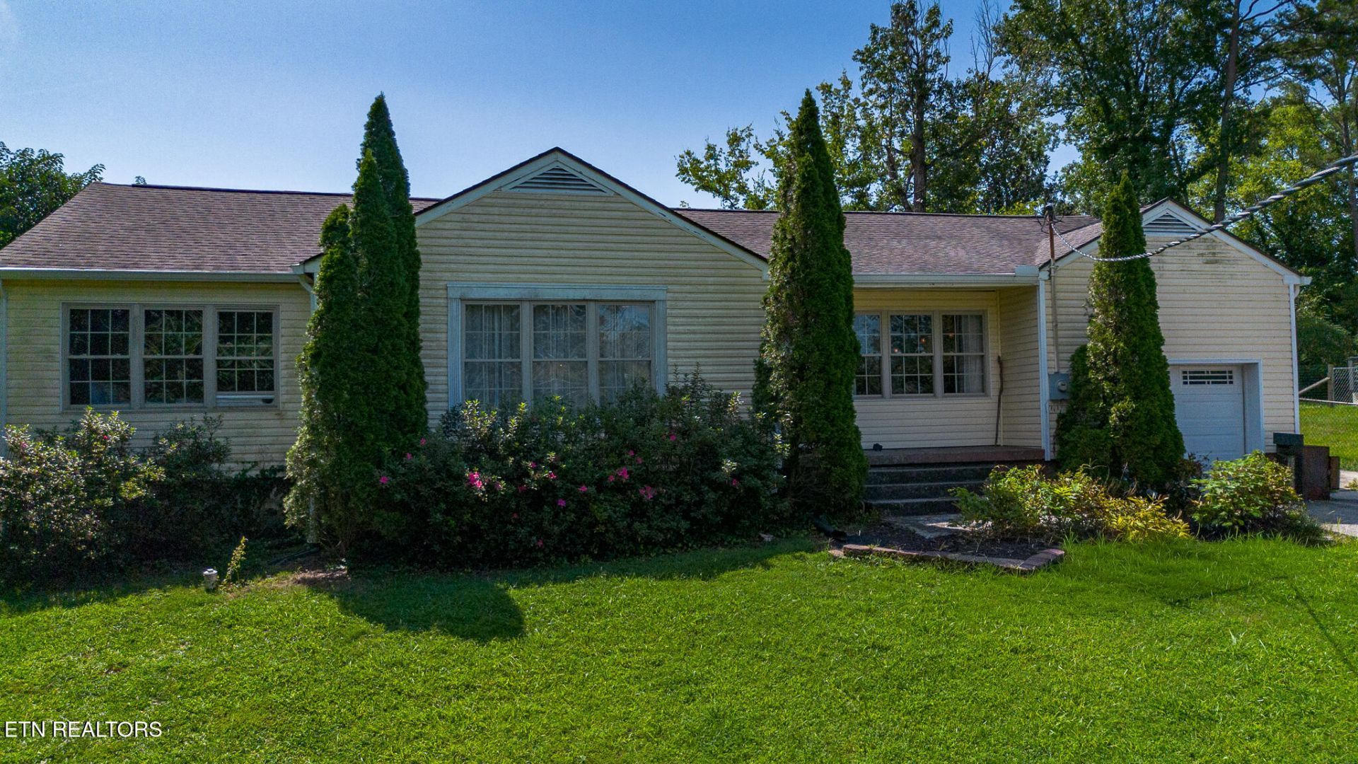 1120 Old N Kentucky St, Kingston, TN 37763 Main Photo