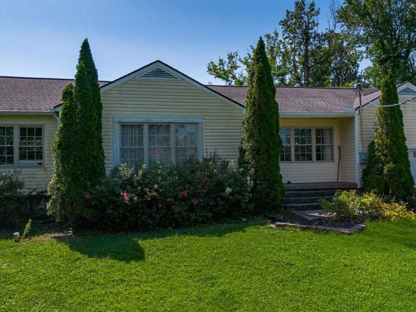 1120 Old N Kentucky St, Kingston, TN 37763