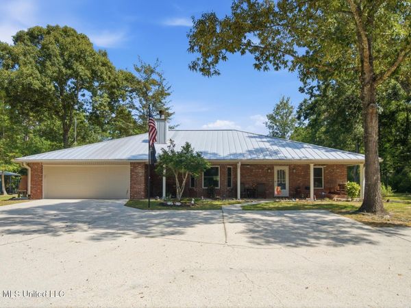 18188 Howison Drive, Saucier, MS 39574