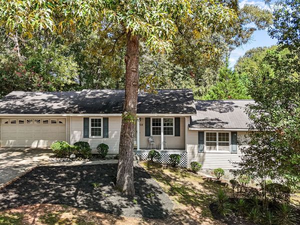 102 Crestwood Circle, Centerville, GA 31028