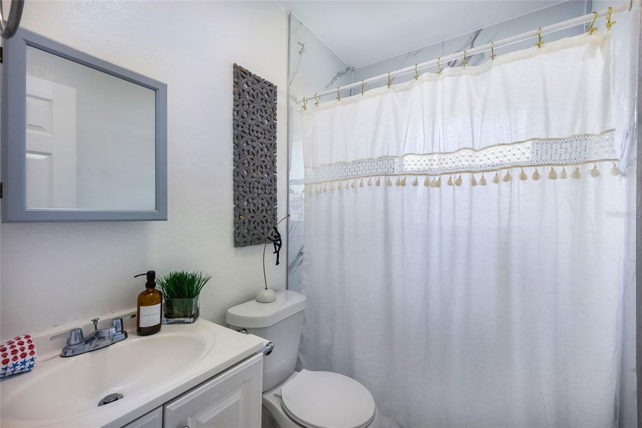 431 N East Avenue , Sarasota, FL 34237 Photo