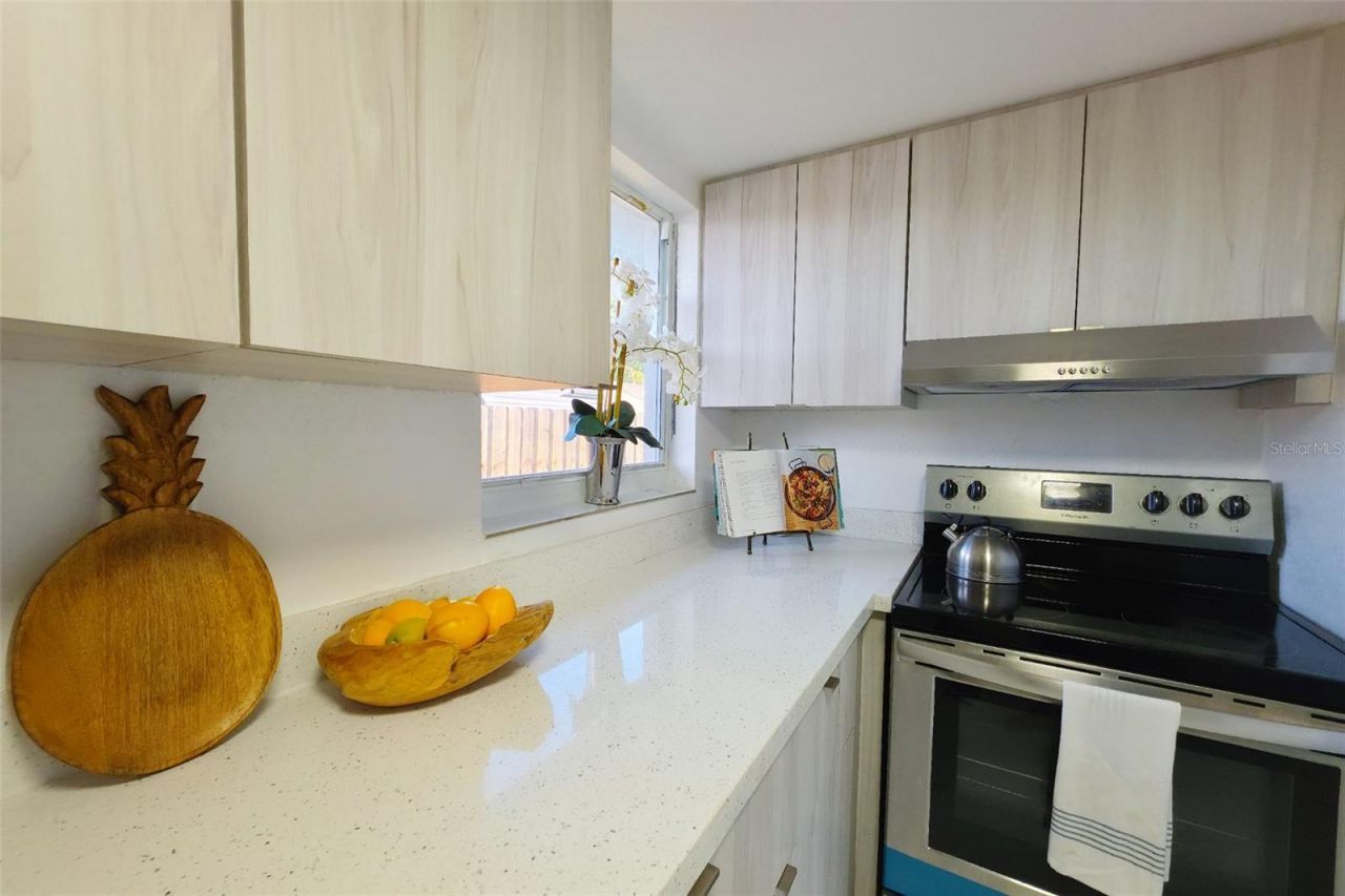 431 N East Avenue , Sarasota, FL 34237 Photo