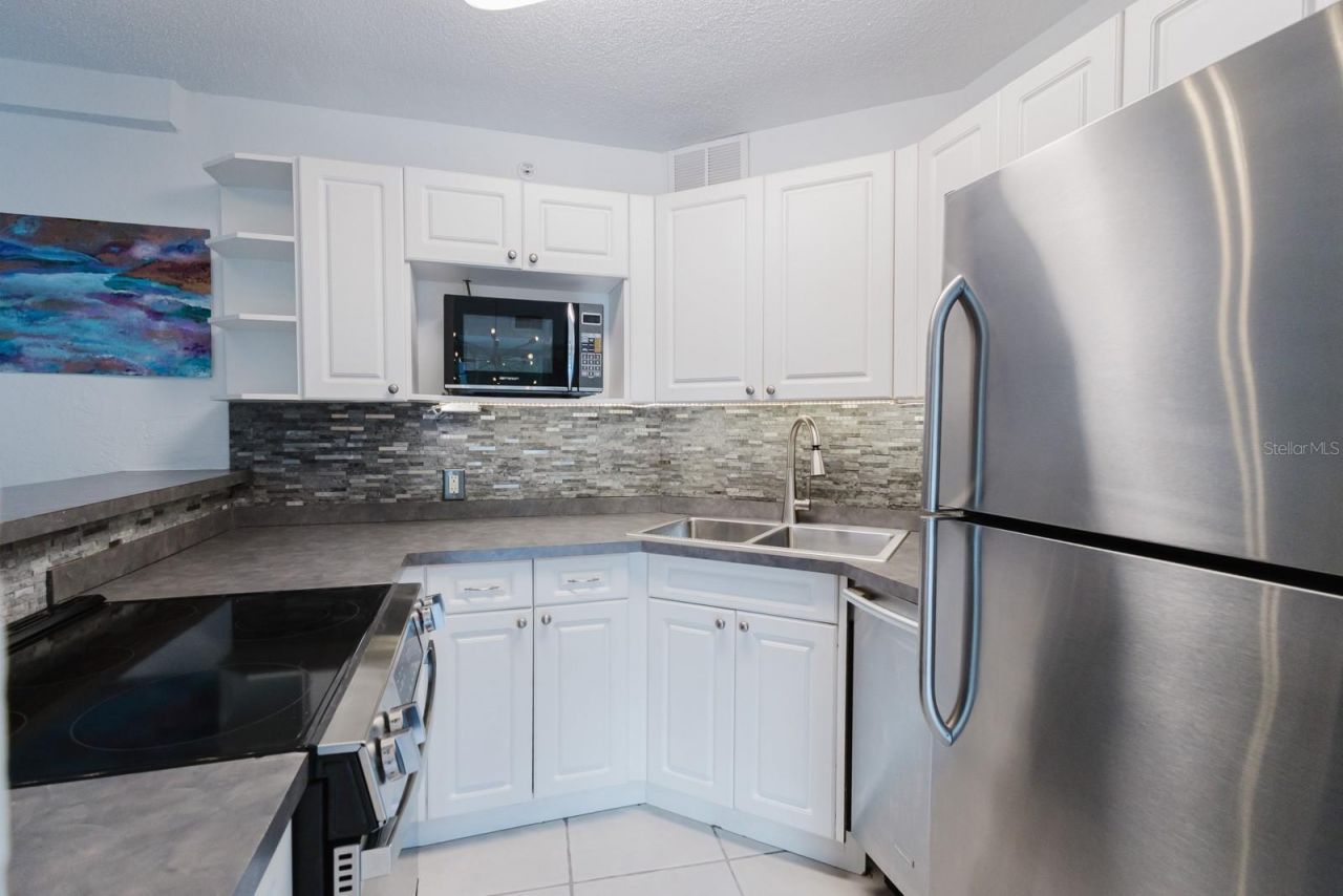 3315 58th Avenue S, Unit 222, Saint Petersburg, FL 33712 Photo