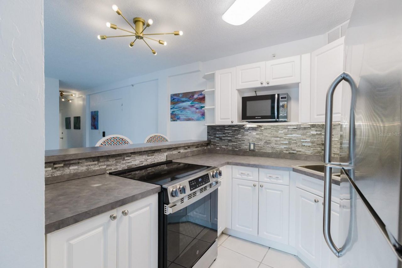 3315 58th Avenue S, Unit 222, Saint Petersburg, FL 33712 Photo