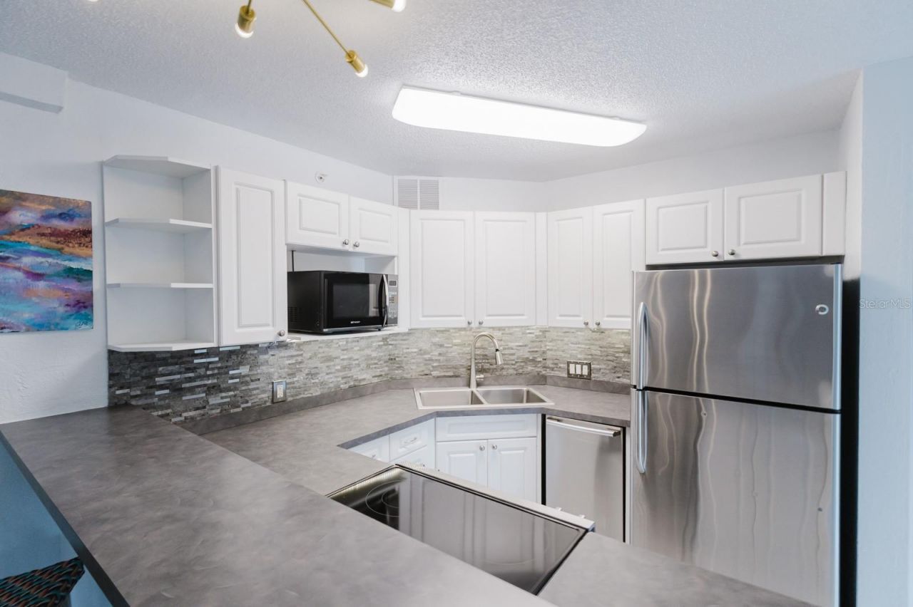 3315 58th Avenue S, Unit 222, Saint Petersburg, FL 33712 Photo