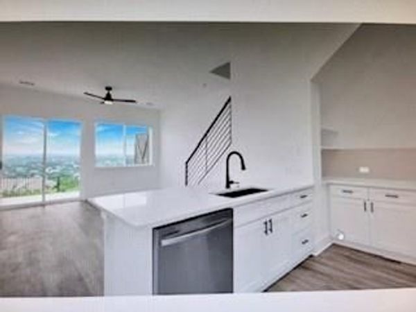 21200 Portsmouth Cv, Unit 5, Lago Vista, TX 78645