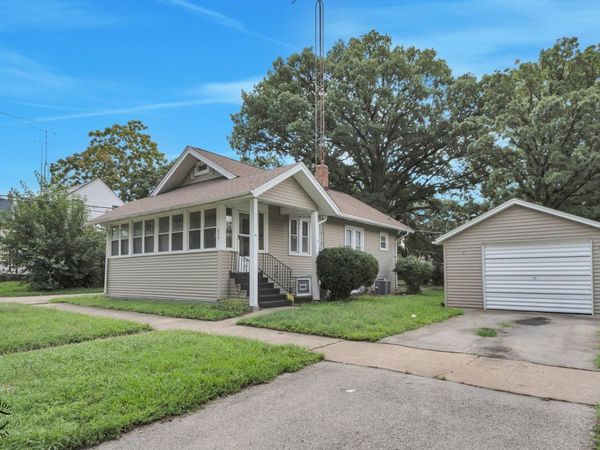850 E Bourbonnais Street , Kankakee, IL 60901