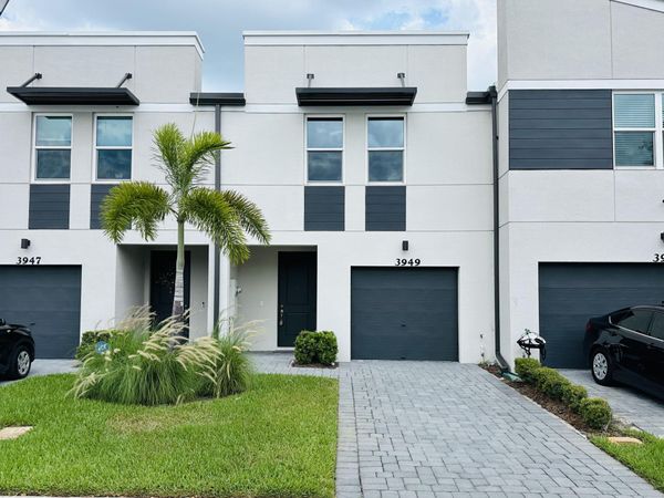 3949 SE Mentmore Lane, Stuart, FL 34997