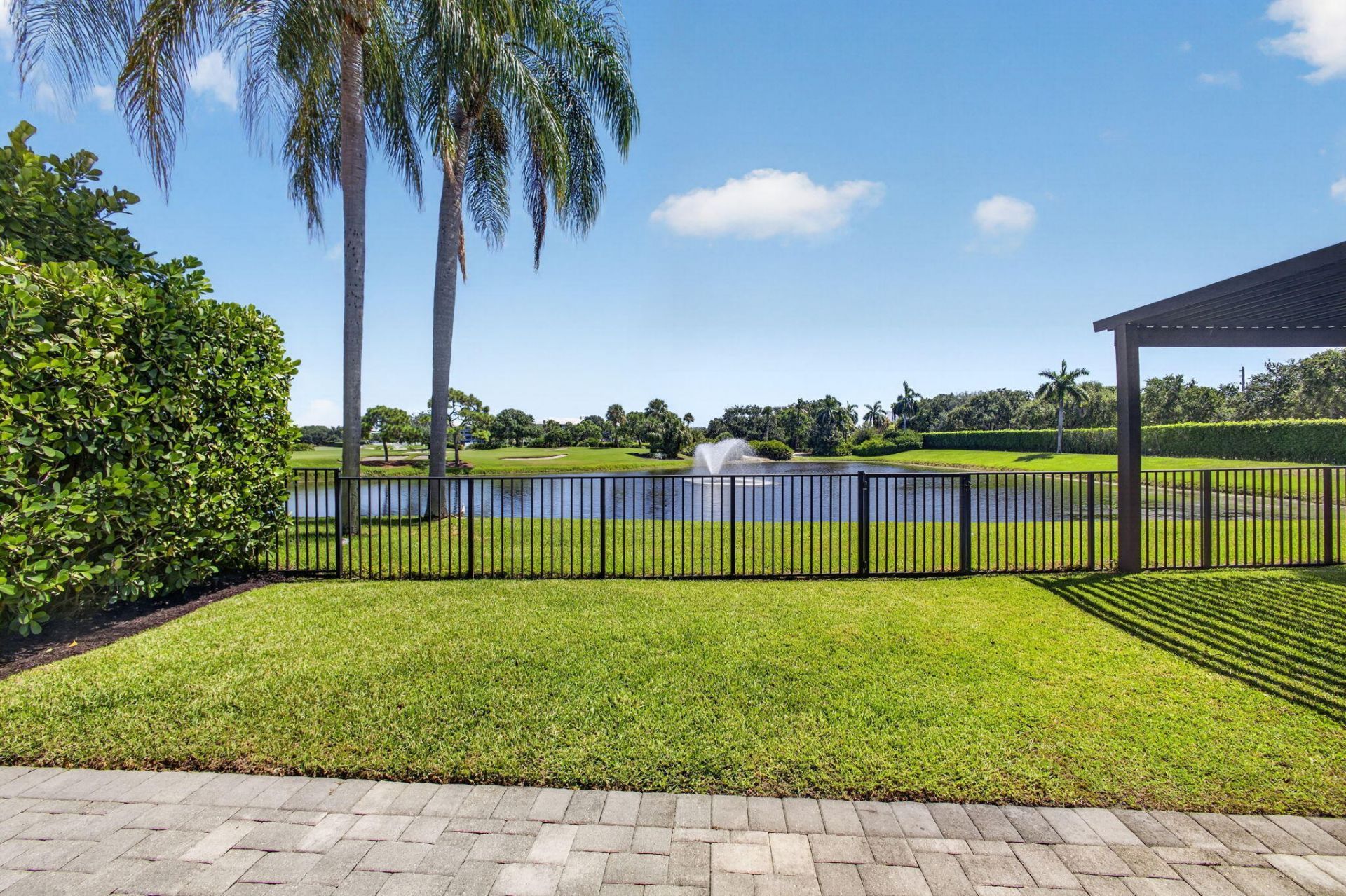 2185 Regents Boulevard, West Palm Beach, FL 33409 Photo