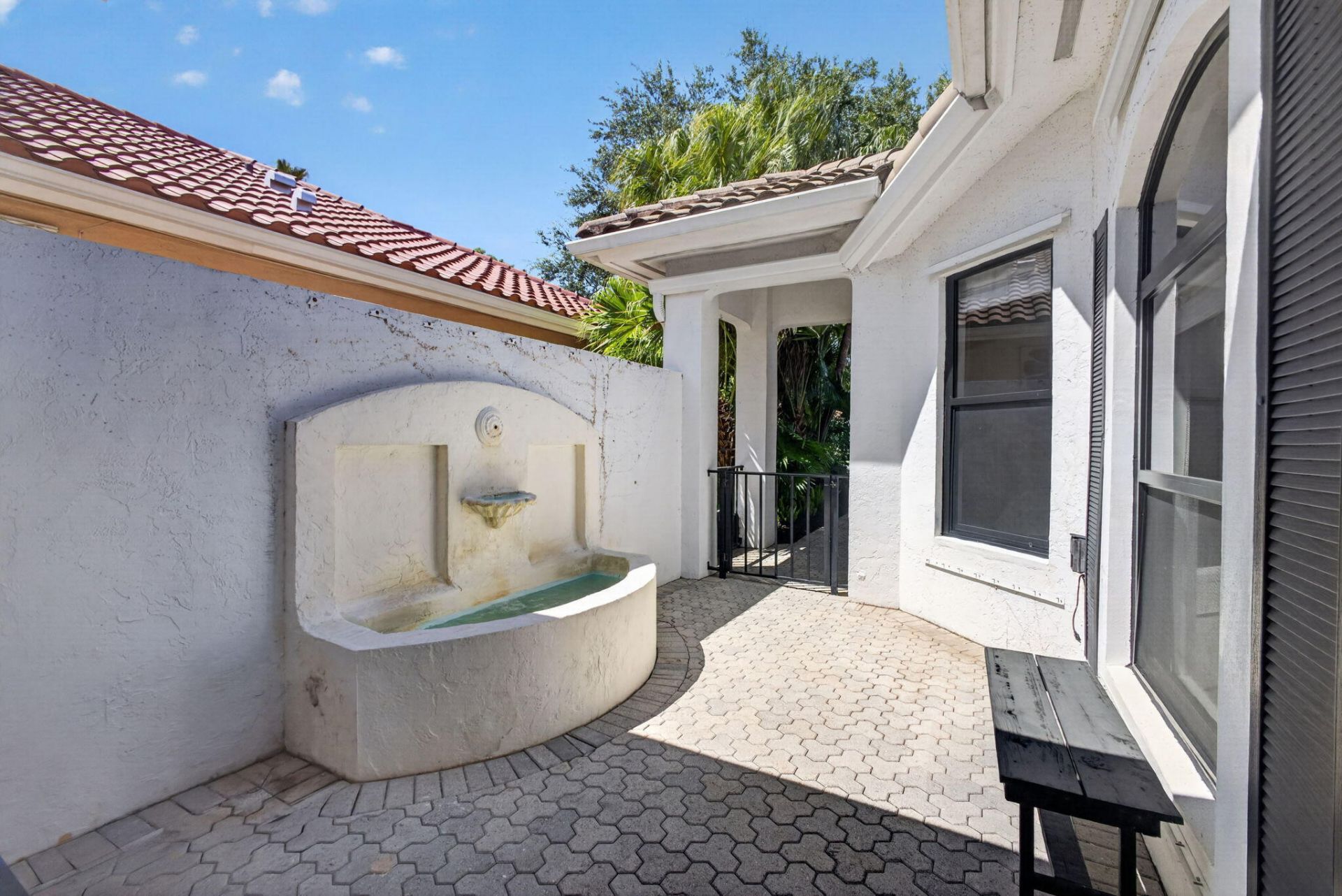 2185 Regents Boulevard, West Palm Beach, FL 33409 Photo