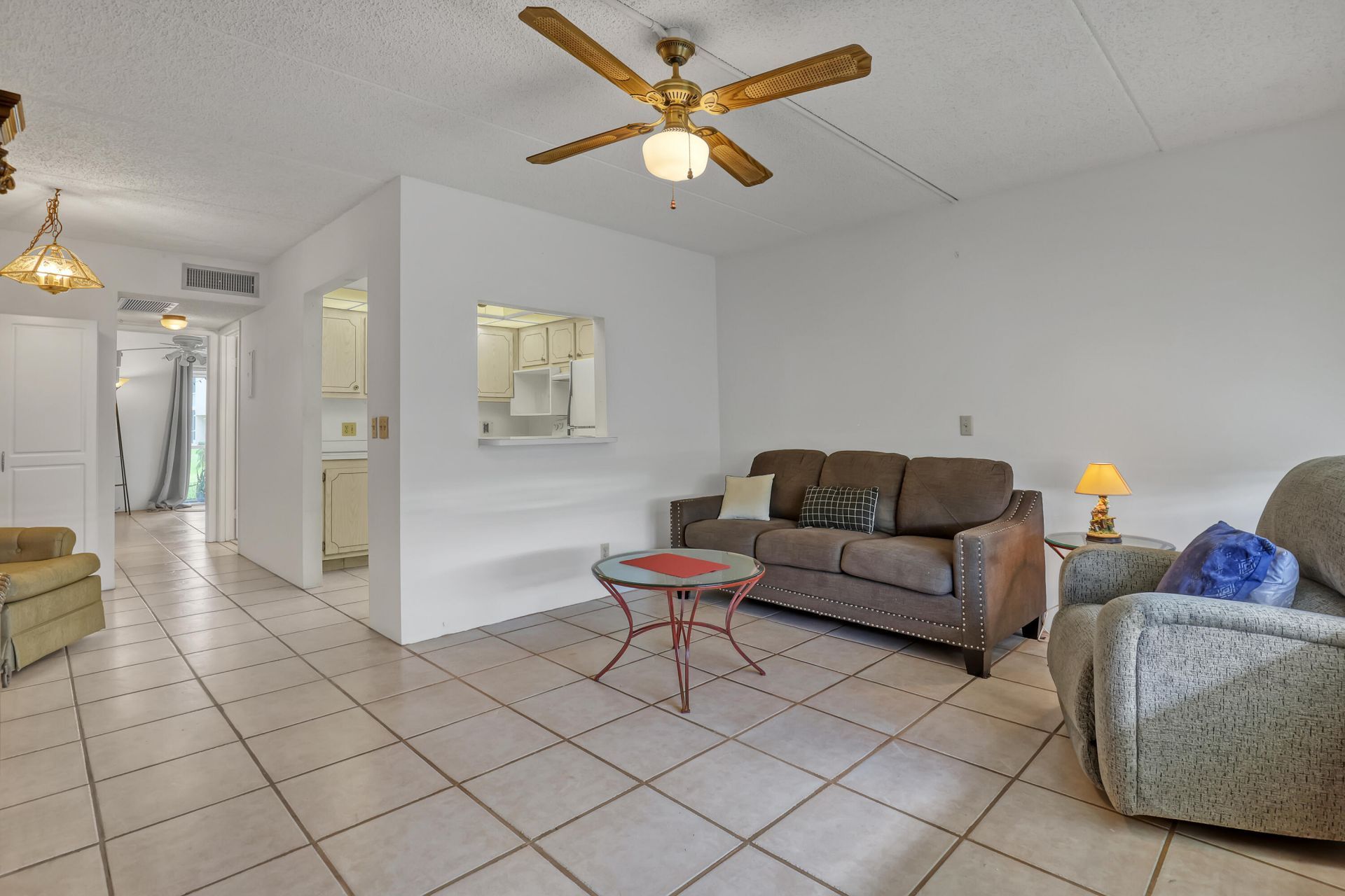 400 Village Green Circle W, Unit 117, Palm Springs, FL 33461 Photo