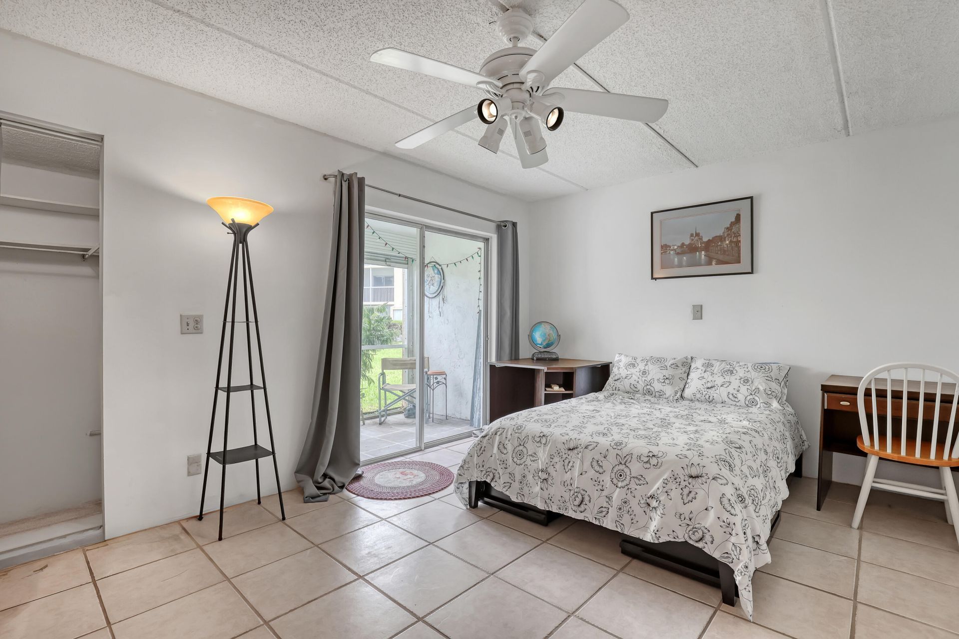 400 Village Green Circle W, Unit 117, Palm Springs, FL 33461 Photo
