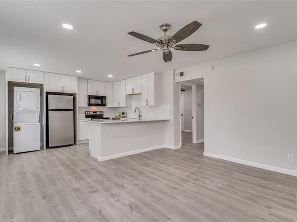 5444 Gaston Avenue, Unit 102, Dallas, TX 75214