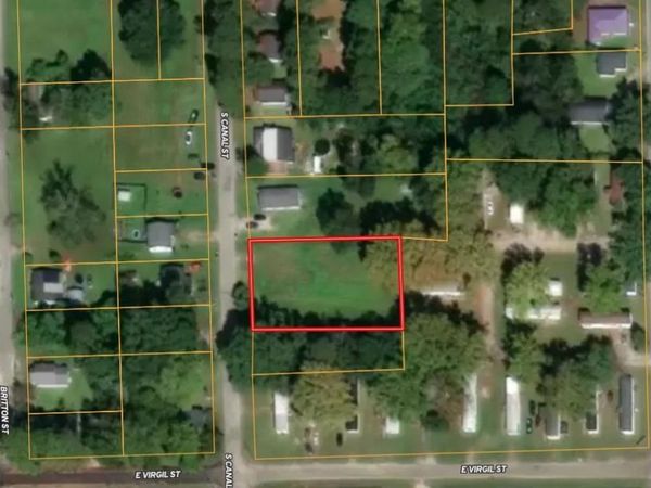 413 S Canal St. , Whiteville, NC 28472
