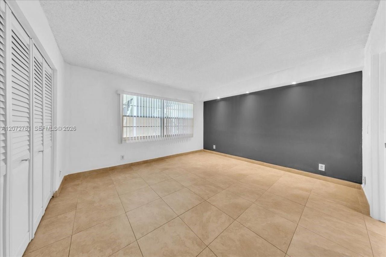 1300 SW 125th Ave, Unit 114K, Pembroke Pines, FL 33027 Photo