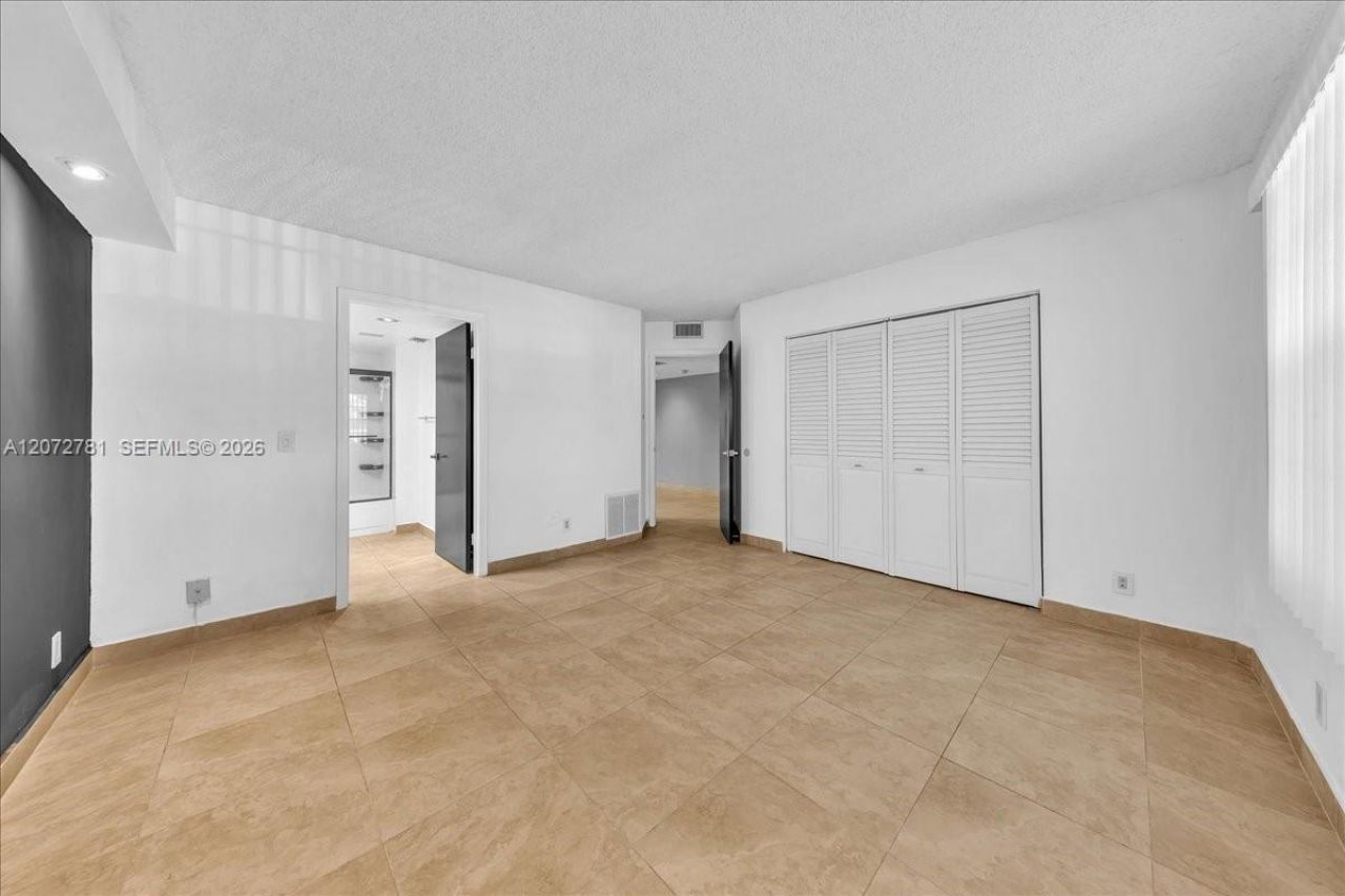 1300 SW 125th Ave, Unit 114K, Pembroke Pines, FL 33027 Photo