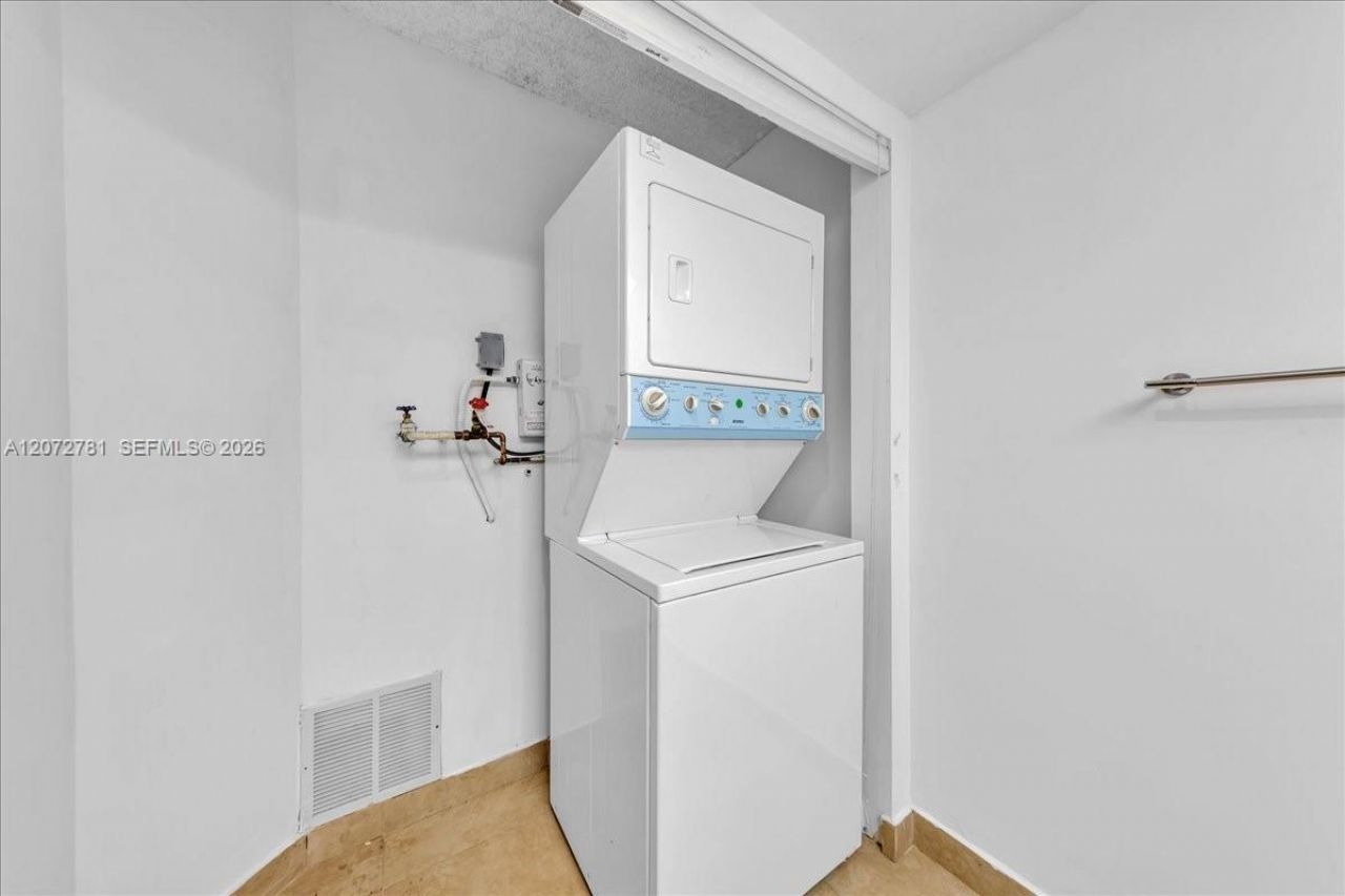 1300 SW 125th Ave, Unit 114K, Pembroke Pines, FL 33027 Photo
