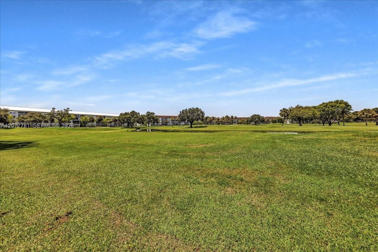 1300 SW 125th Ave, Unit 114K, Pembroke Pines, FL 33027 Photo