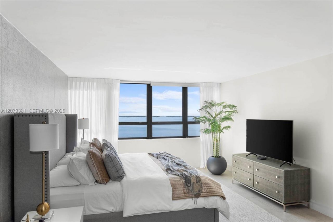2 Grove Isle Dr , Unit B1005, Miami, FL 33133 Photo