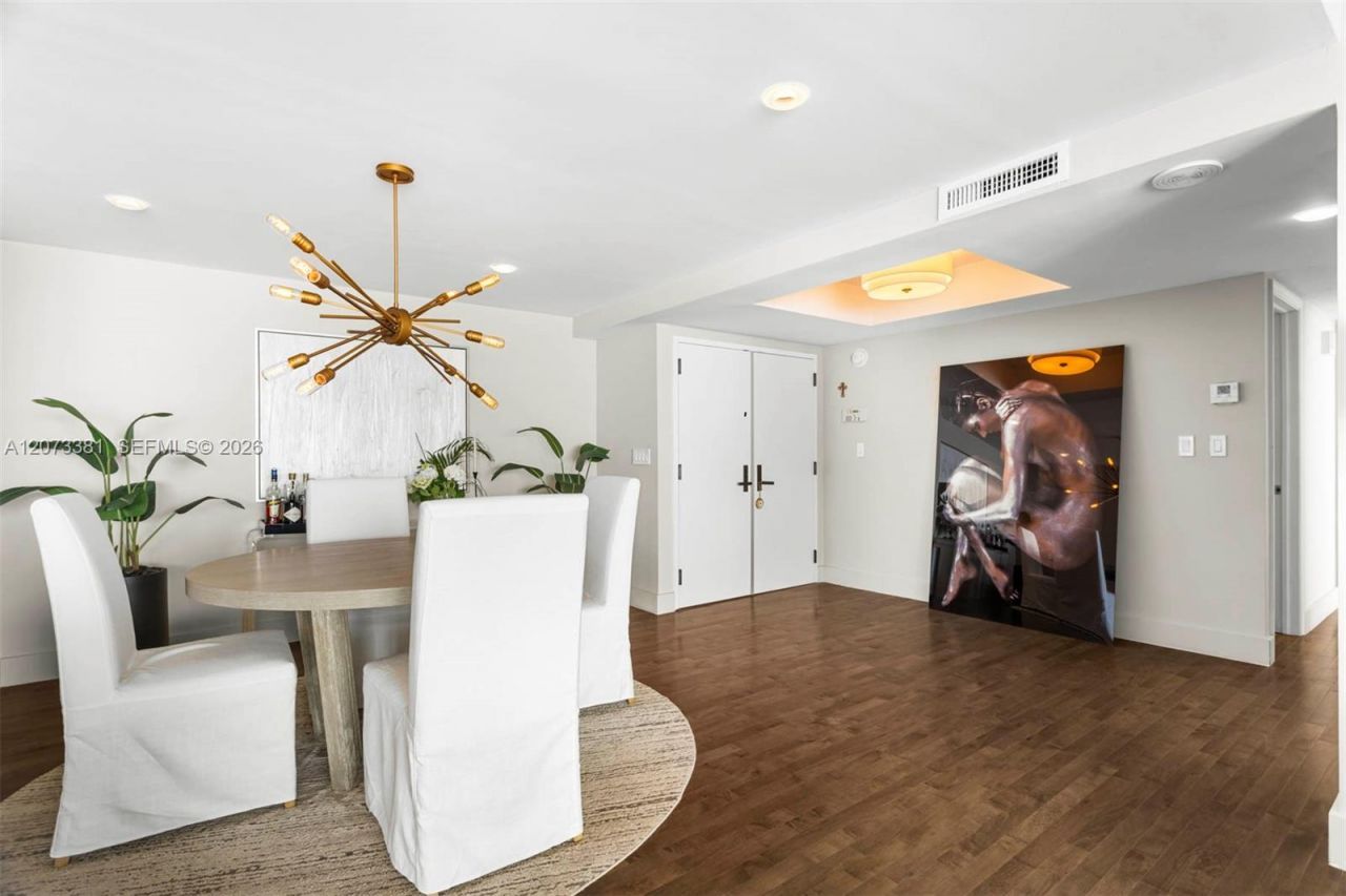 2 Grove Isle Dr , Unit B1005, Miami, FL 33133 Photo