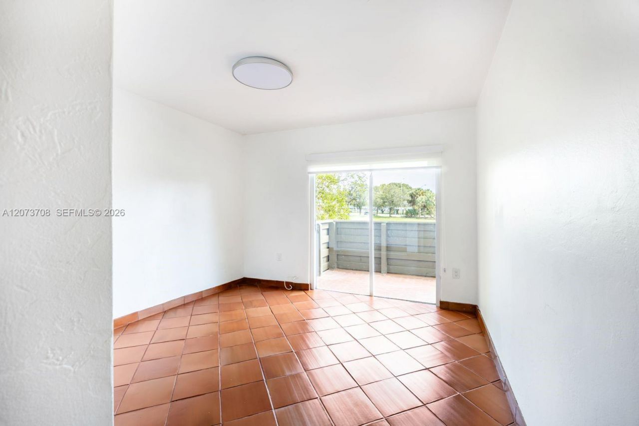 8335 SW 72nd Ave, Unit 205D, Miami, FL 33143 Photo