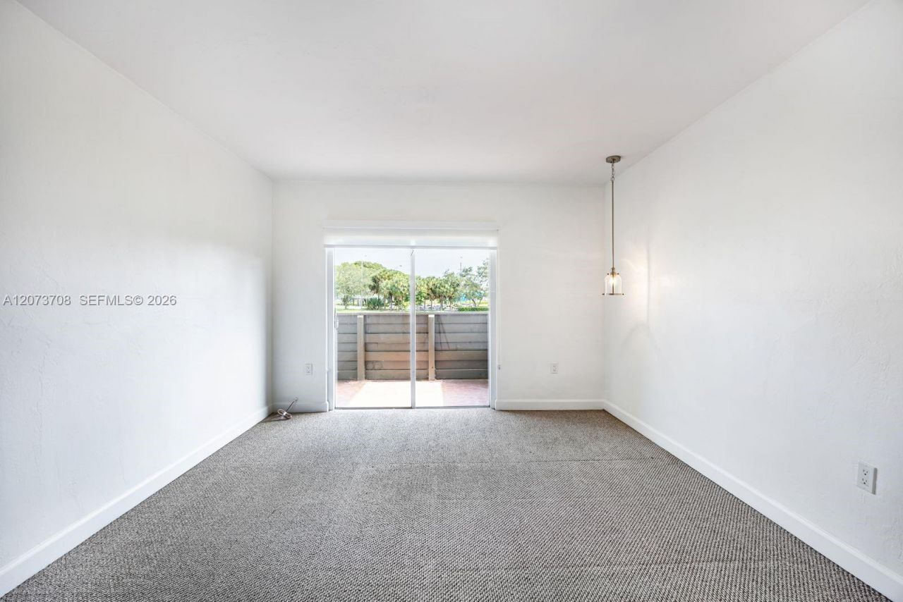 8335 SW 72nd Ave, Unit 205D, Miami, FL 33143 Photo