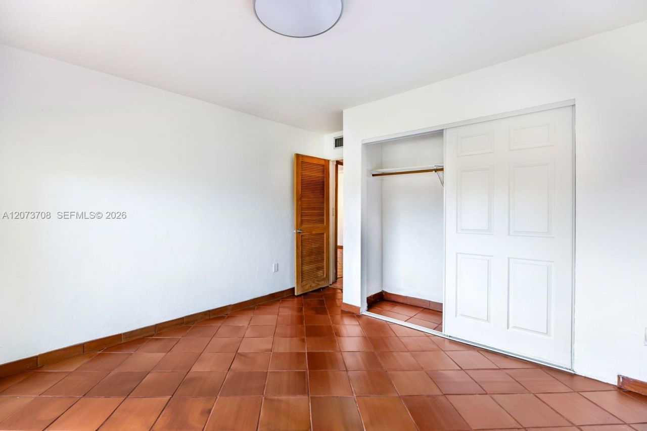 8335 SW 72nd Ave, Unit 205D, Miami, FL 33143 Photo