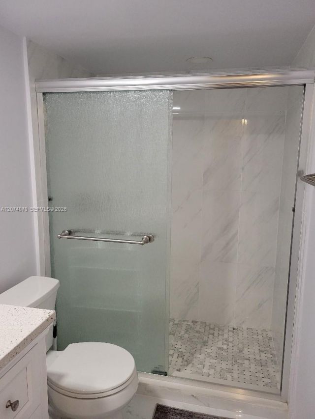 1833 S Ocean Dr , Unit 307, Hallandale Beach, FL 33009 Photo