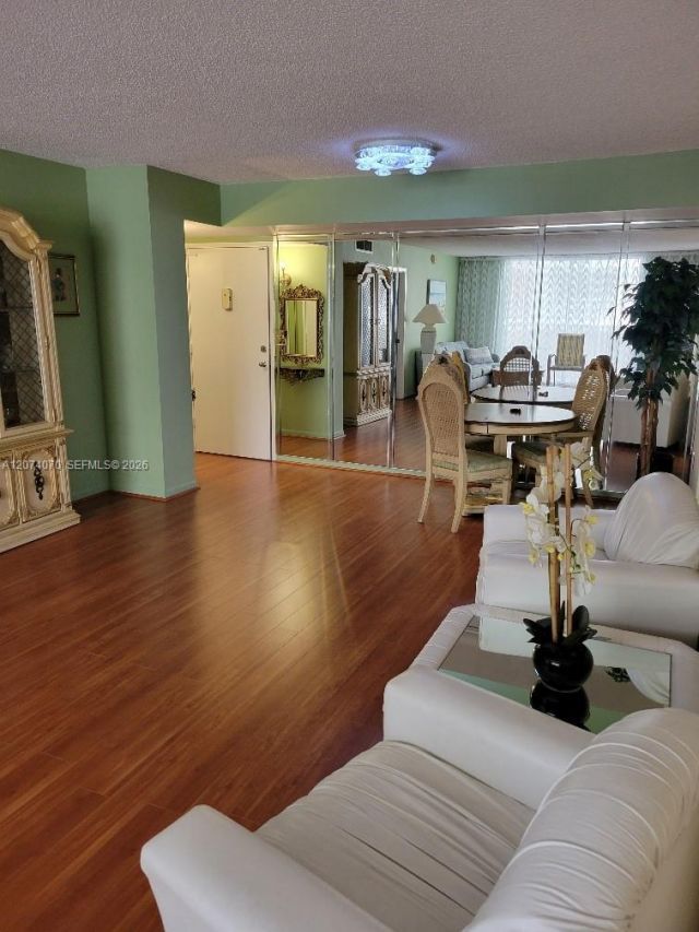 1833 S Ocean Dr , Unit 307, Hallandale Beach, FL 33009 Photo