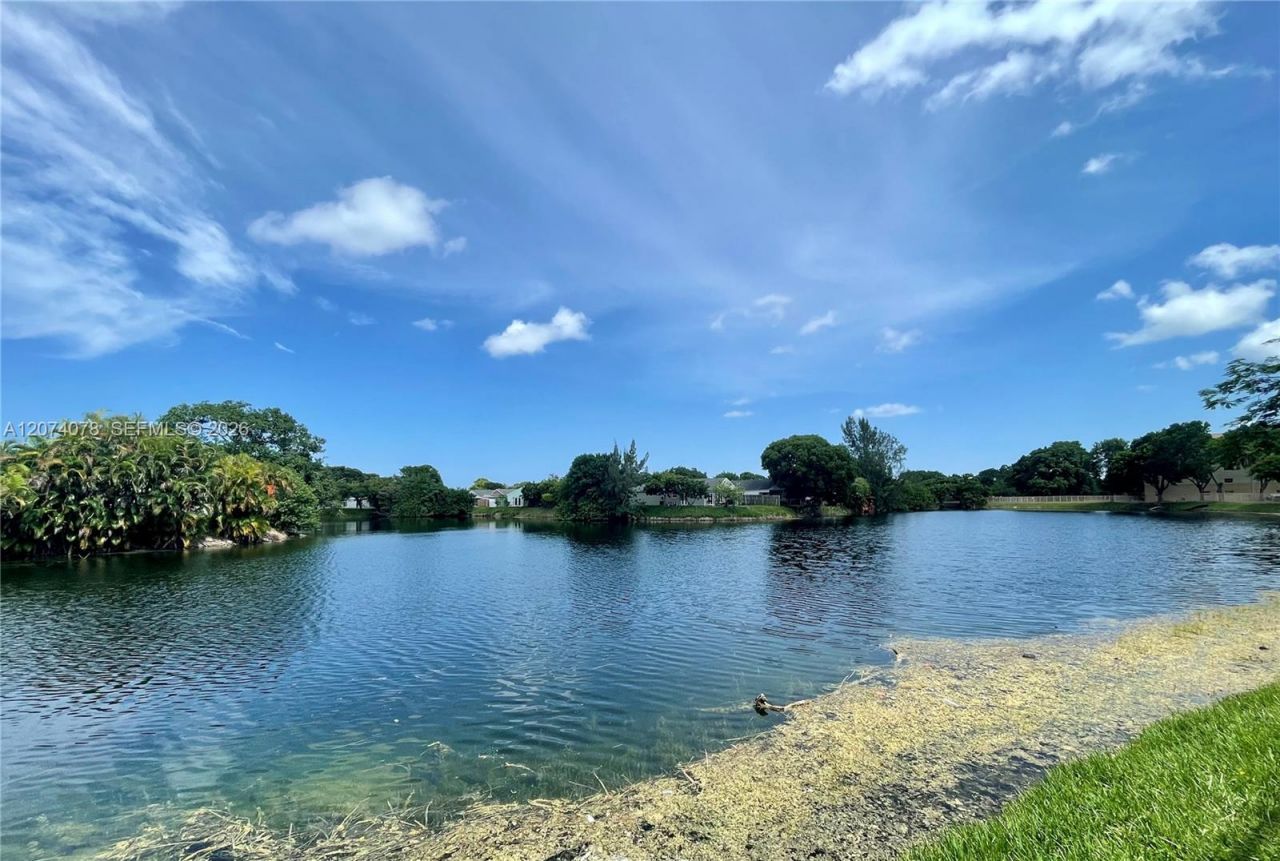 7415 SW 152nd Ave , Unit 7-208, Miami, FL 33193 Photo