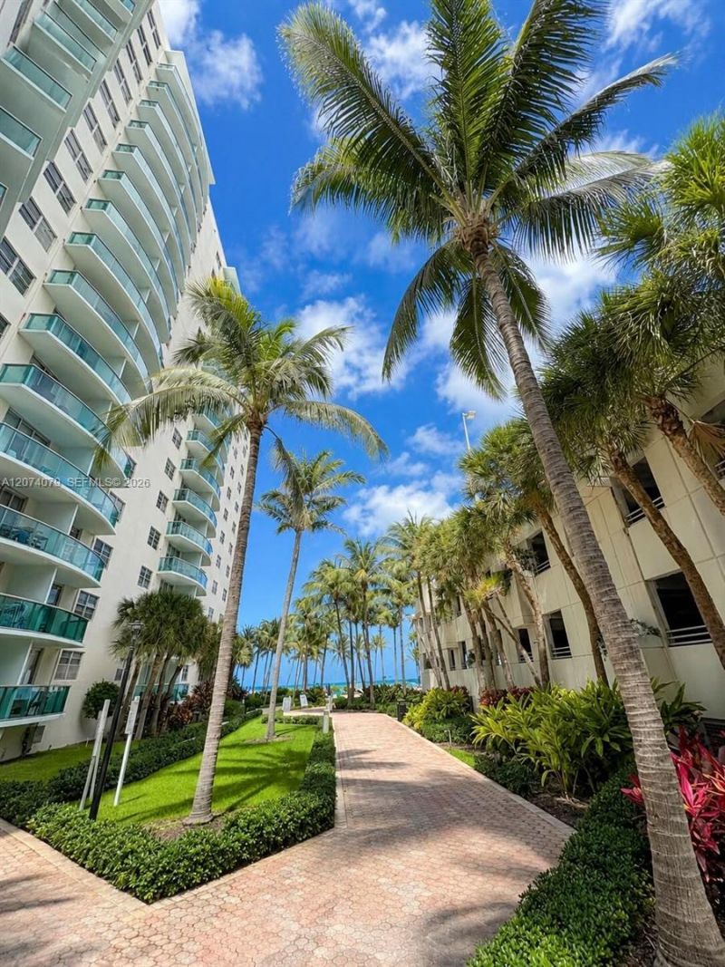 4111 S Ocean Dr, Unit 20, Hollywood, FL 33019 Photo