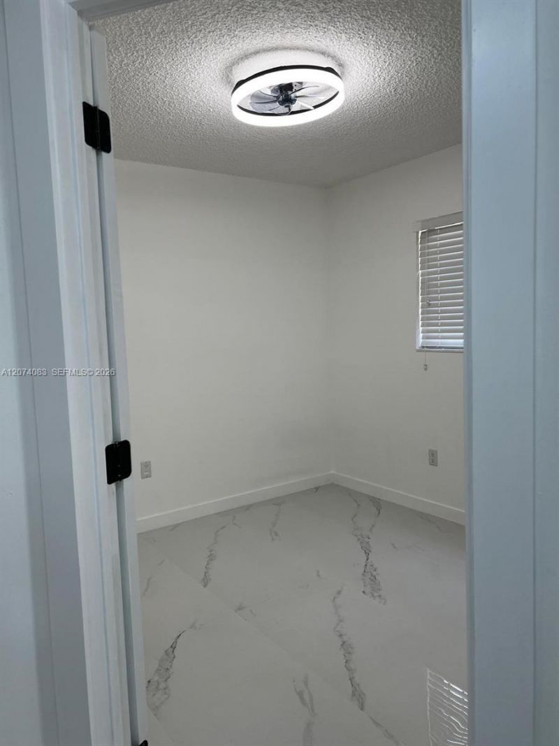 5560 W 21st Ct , Unit 108, Hialeah, FL 33016 Photo