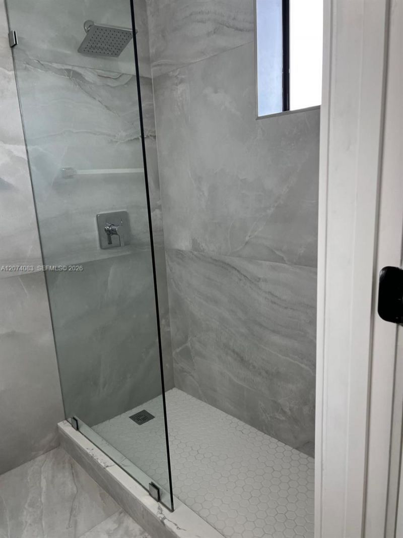 5560 W 21st Ct , Unit 108, Hialeah, FL 33016 Photo