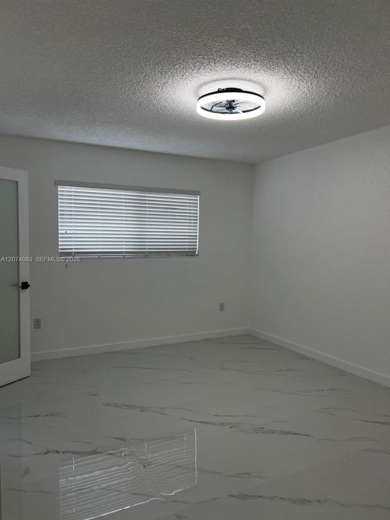 5560 W 21st Ct , Unit 108, Hialeah, FL 33016 Photo