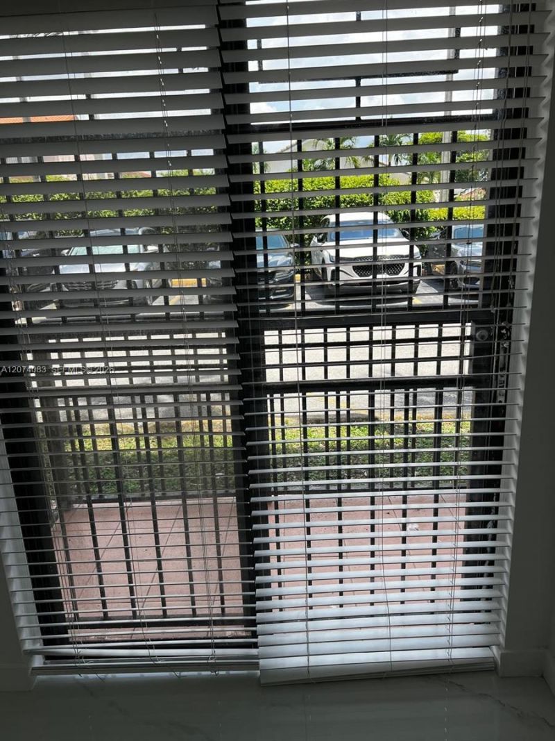 5560 W 21st Ct , Unit 108, Hialeah, FL 33016 Photo