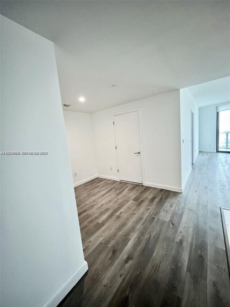 501 NE 31st St , Unit 2310, Miami, FL 33137 Photo