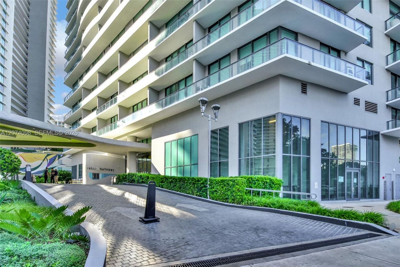 501 NE 31st St , Unit 2310, Miami, FL 33137 Photo