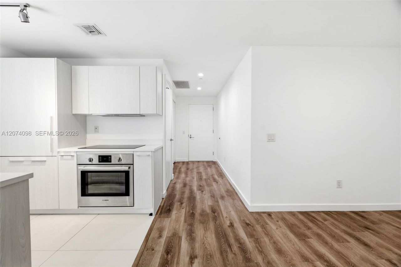 501 NE 31st St, Unit 2310, Miami, FL 33137 Photo
