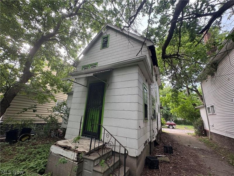 12700 Maple Avenue, Cleveland, OH 44108 Photo 6