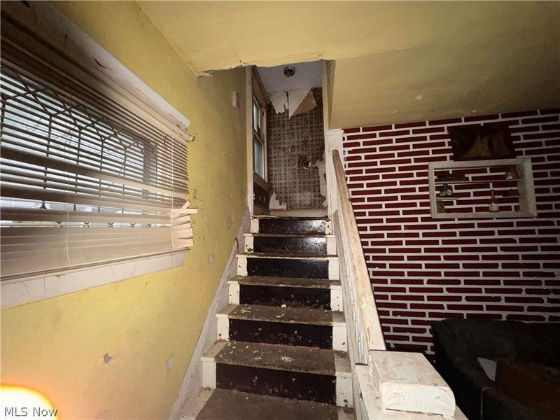 12700 Maple Avenue, Cleveland, OH 44108 Photo 9