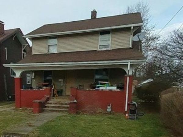 247 W Summit Street , Alliance, OH 44601