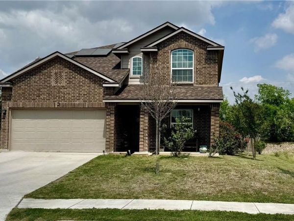 1660 W Nolte Farms, Seguin, TX 78155