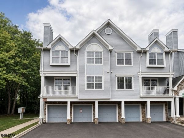 151 Prestwick Way, Edison, NJ 08820
