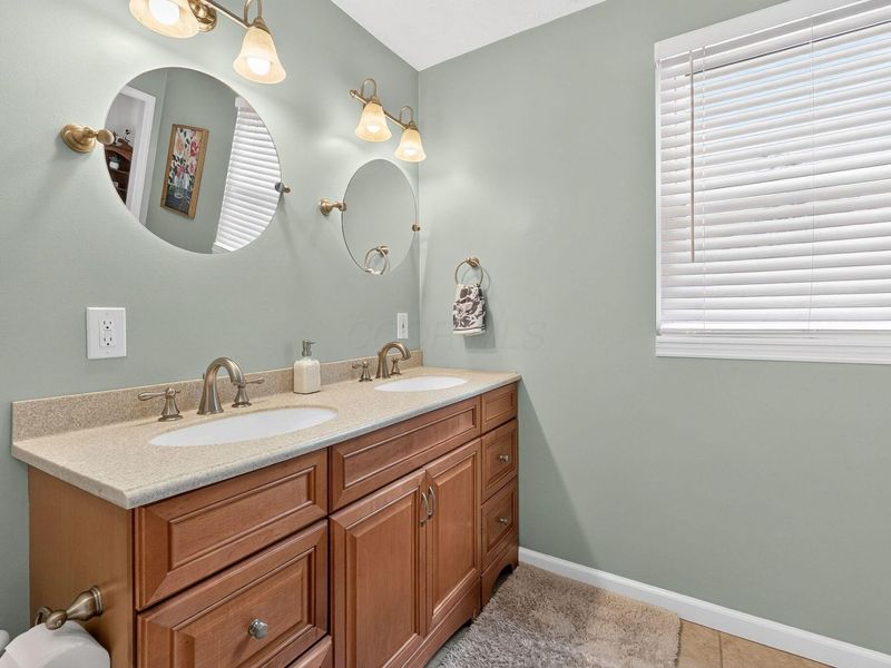 145 Ravine Ridge Drive S, Powell, OH 43065 Photo 42